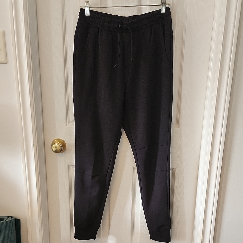 Layer 8 Men's Dark Joggers